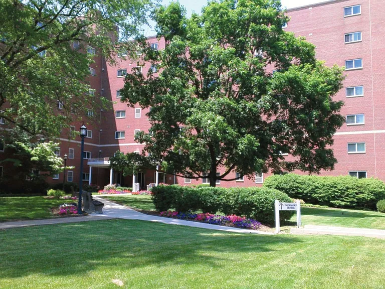 Washington Gardens — Photo 35
