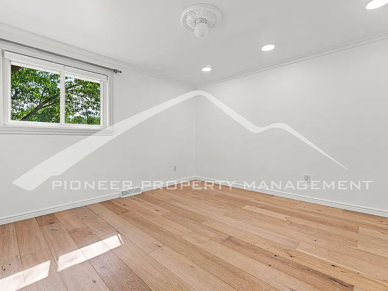 3167 S Emporia Ct — Photo 11