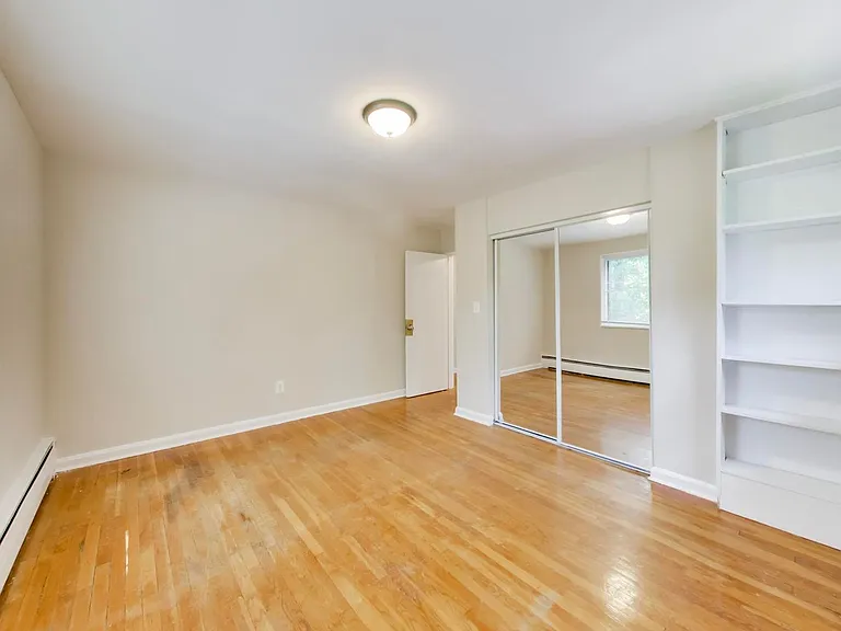702 Chaney Dr — Photo 31