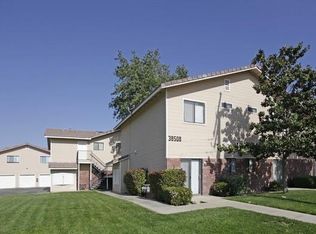 38508 11th St E APT 11, Palmdale, CA 93550