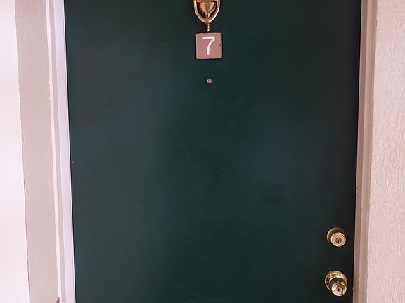 5th image of 785 N Fair Oaks Ave