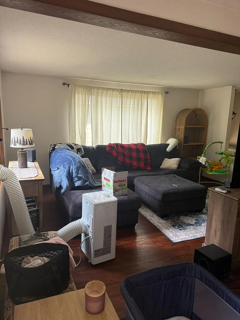 1348 Curran - 1348 Upper Unit — Photo 4