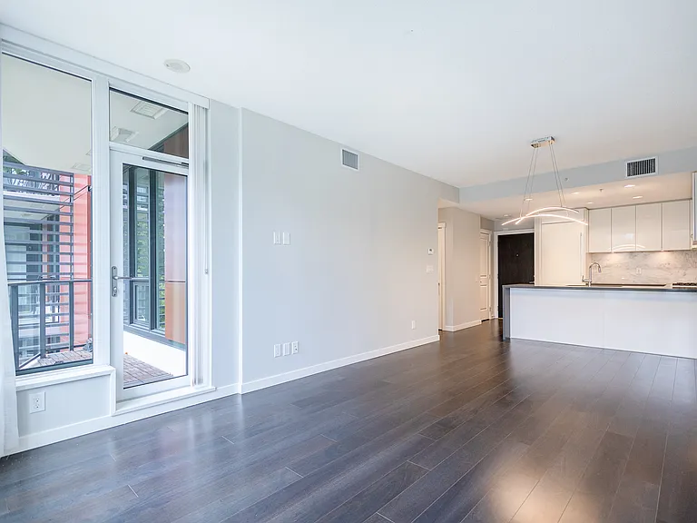 5638 Birney Ave #309 — Photo 11