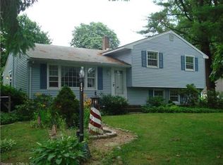 65 Pratt Rd, Clinton, CT 06413