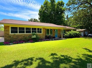 317 Maryland Dr, Texarkana, TX 75501
