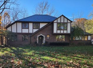 3226 Yellow Creek Rd, Akron, OH 44333