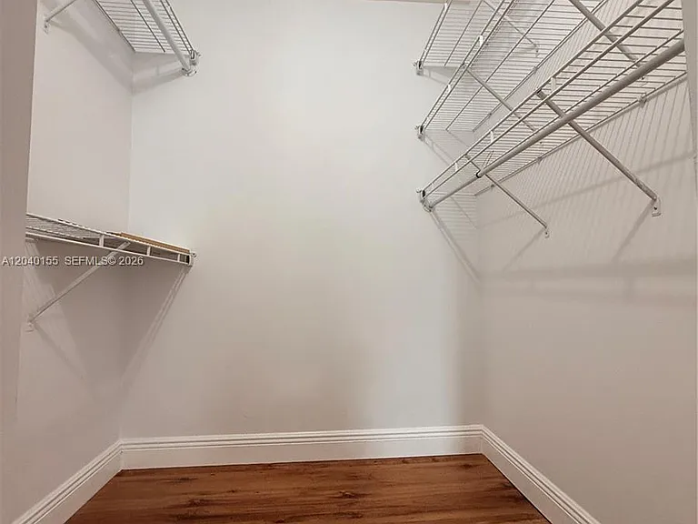 9717 N New River Canal Road 406 #406 — Photo 47