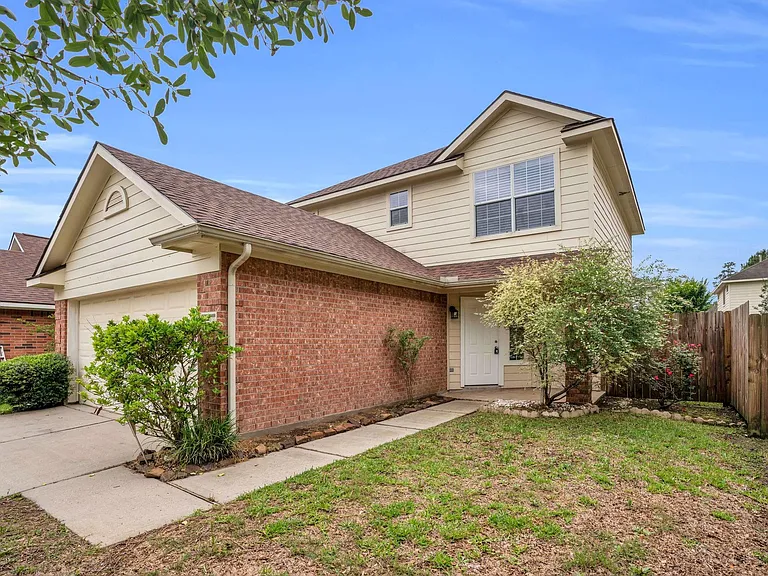 7215 Cool Springs Ct — Photo 2