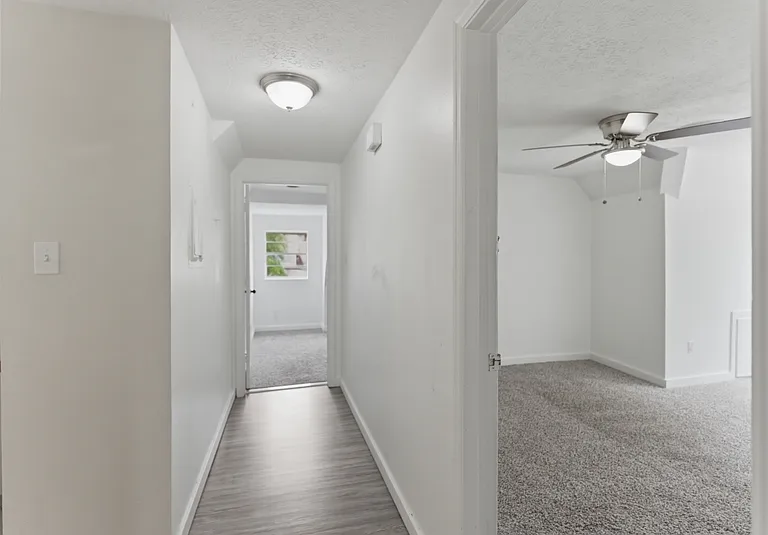 306 E Burwell Ave #C — Photo 9
