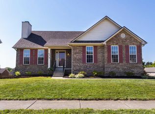 9216 Wellington Hill Ct, Louisville, KY 40291