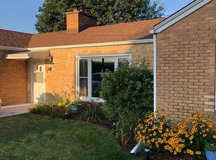 1113 Henry St, Peru, IL 61354