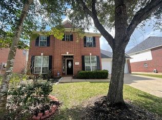 8519 Babbling Brook Ct, Sugar Land, TX 77479