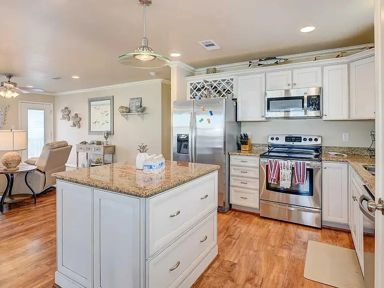 22122 Cantina Dr — Photo 11