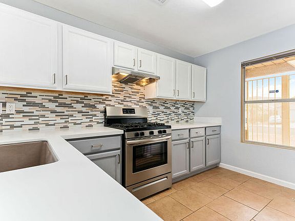 5th image of 2857 Prestonwood St