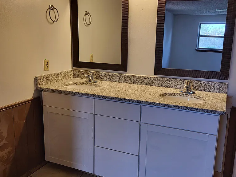 2620 N Brenda Ave — Photo 12