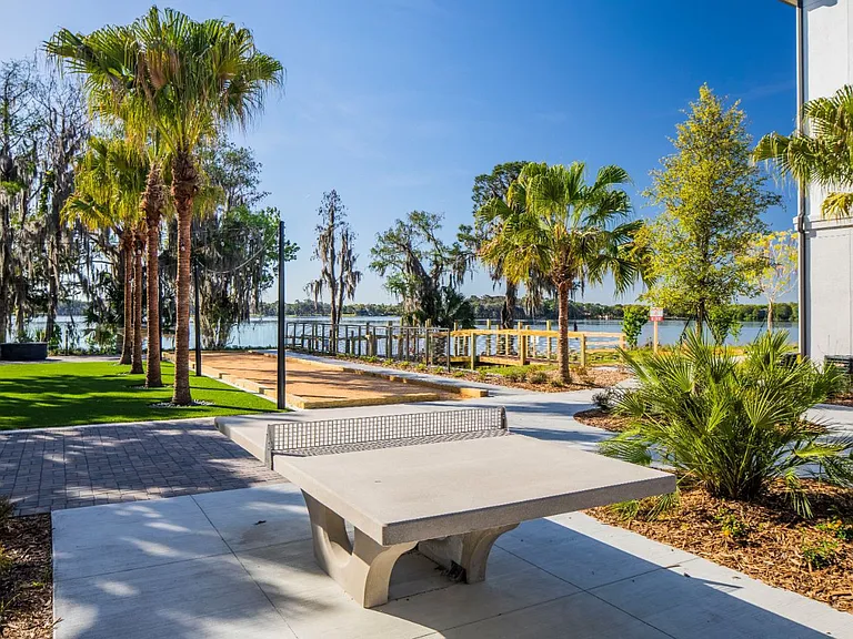 The Shores at Lake Howell — Photo 39