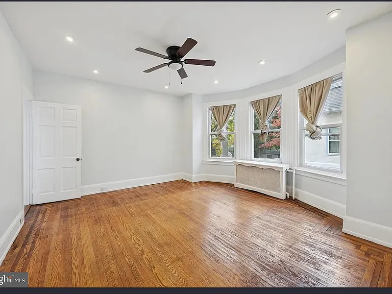 38 W Stratford Ave #2 — Photo 8