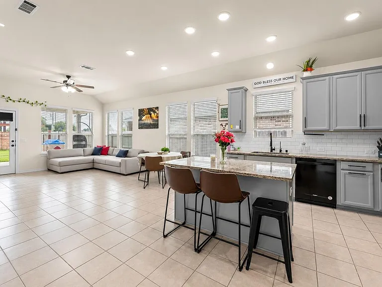 11410 Cypress Elm Ct — Photo 9