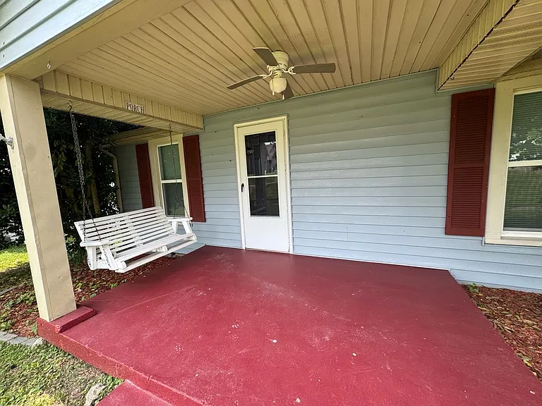 3006 Lakeshore Dr — Photo 3