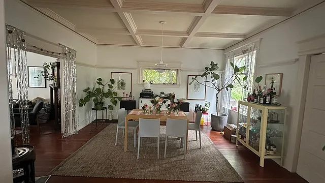 3 bed, 1.5 bath, 1690 sqft, $4,200 — Photo 4