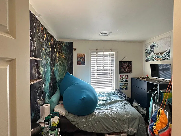 34 Raymond St — Photo 14