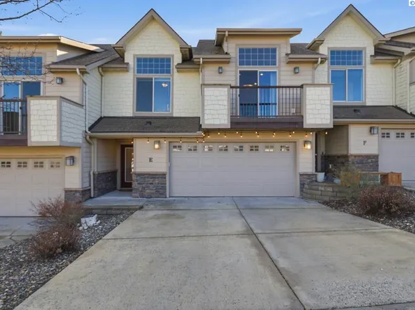 210 NW Terre View Dr APT E, Pullman, WA 99163