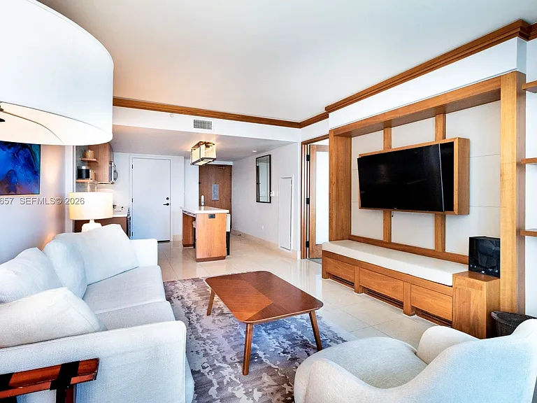 6801 Collins Ave #C414 — Photo 9