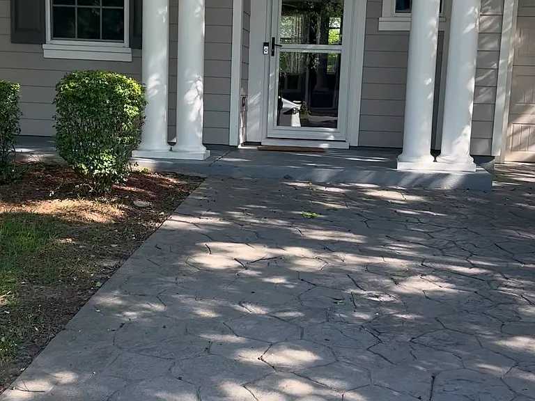708 Hewespoint Ct — Photo 33