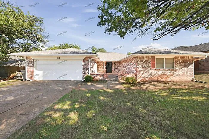 7100 Comanche Ave