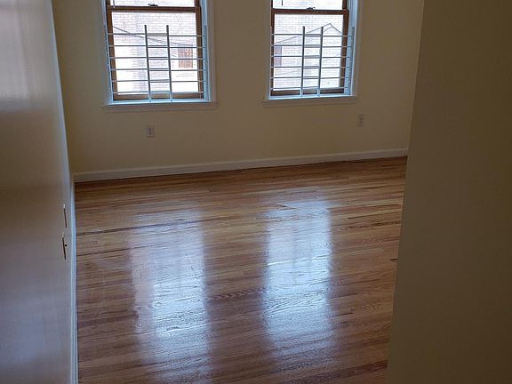 3rd image of 148 Belmont Ave #3