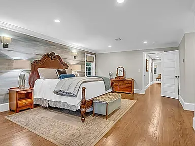 8 Holton Rd — Photo 28