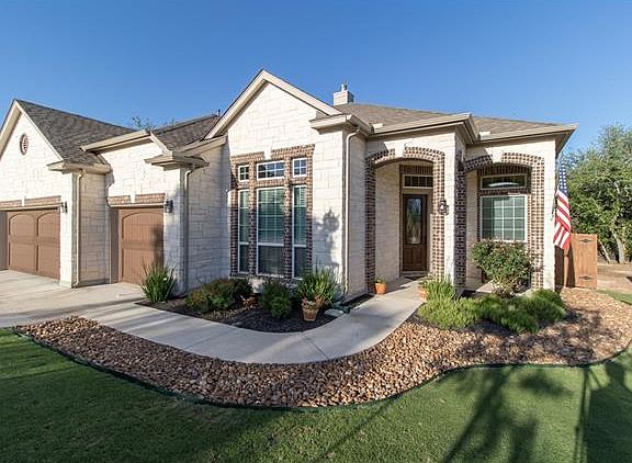 3rd image of 737 Wild Rose Dr