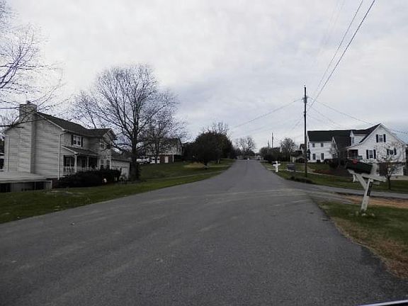 3rd image of 181 Highland Hills Dr
