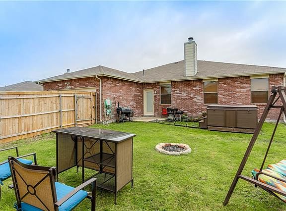 4th image of 424 Ame Ln