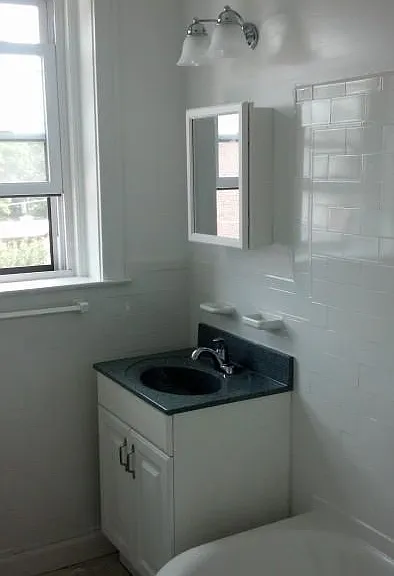 100 Morton Ave — Photo 22