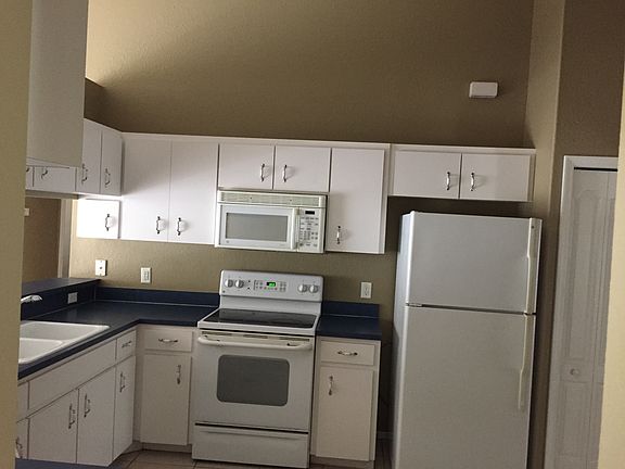 2nd image of 569 Terranova Cir