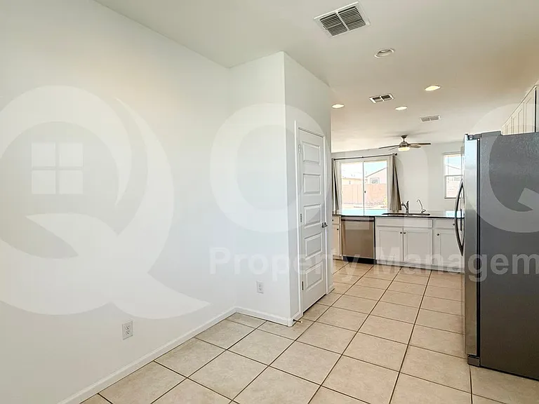 9357 W Glenrosa Ave — Photo 5