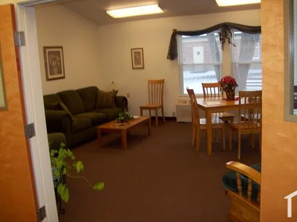 903 Berkley St, Plymouth, IN 46563