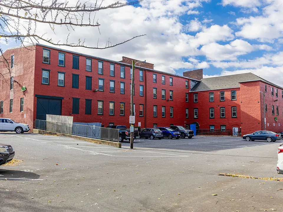 Welcome to Rosenwald Apartments - From Studios to 2 bedrooms Located in Downtown Lancaster!