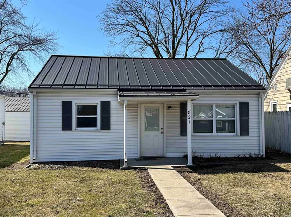 821 S 12th St, Goshen, IN 46526