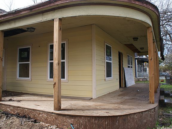 3rd image of 418 McKinley Ave