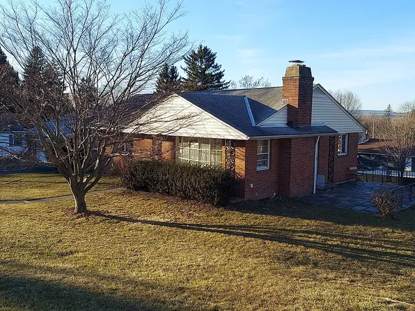 208 Myrtle Ave, Easton, PA 18040