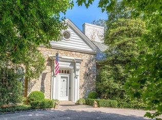 25 Randelay Dr, Saint Louis, MO 63124