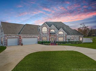 15 S Webb Pl, Sapulpa, OK 74066