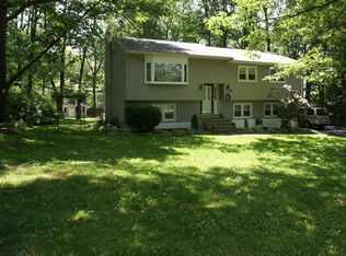 27 Corey Rd, Flanders, NJ 07836