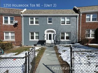 1250 Holbrook Ter NE APT 2, Washington, DC 20002