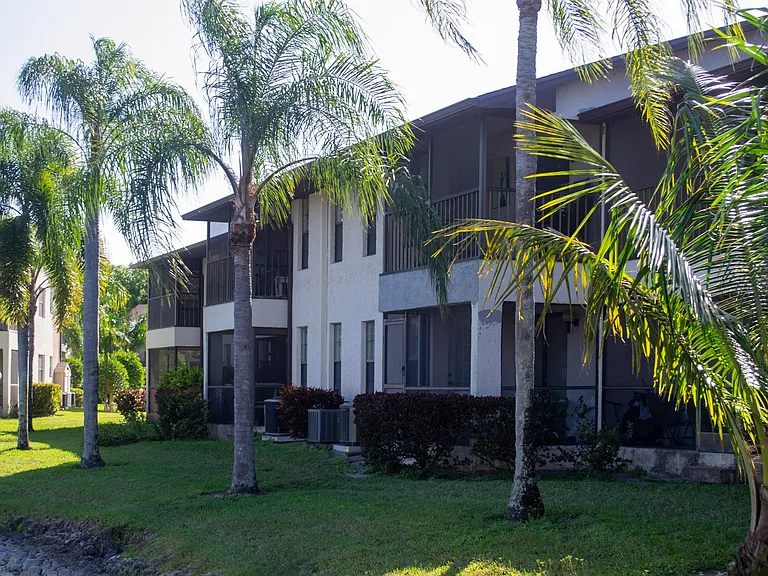 5321 Treetops Dr #T-202 — Photo 19