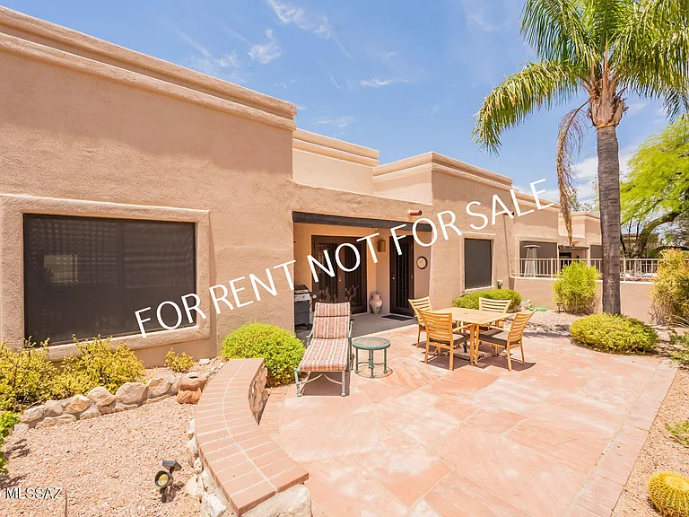 9876 N Ridge Shadow Pl — Photo 43
