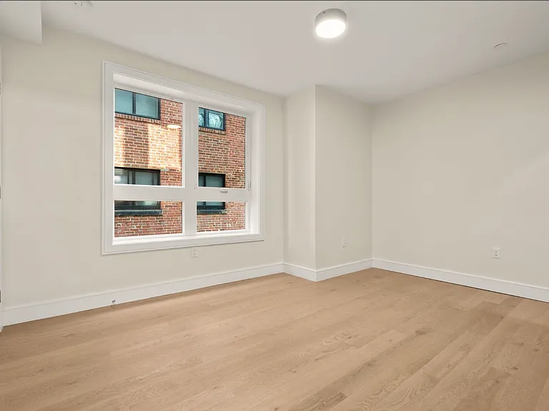 301 Border St #402 — Photo 19