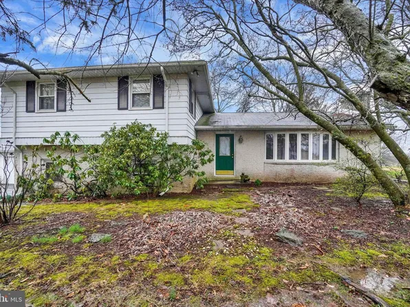5450 Pinchtown Rd, Dover, PA 17315